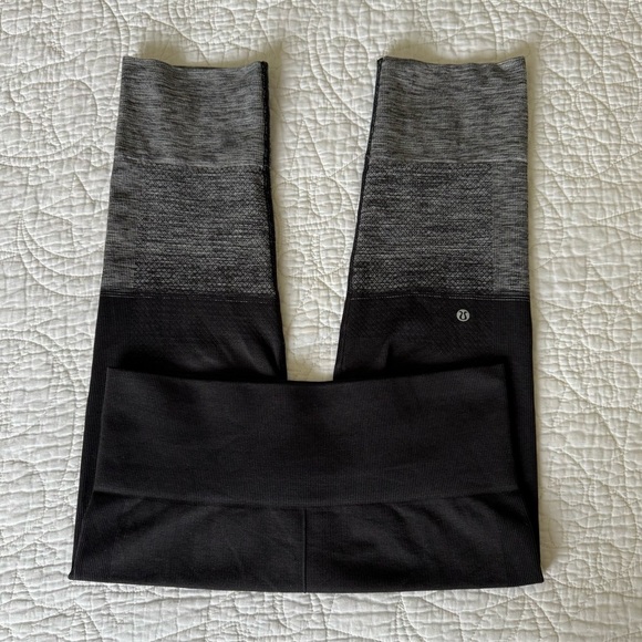 Lululemon Seamlessly Street Crop Sport Leggings - Picture 6 of 9